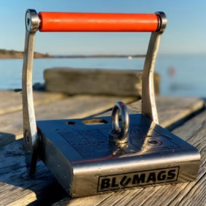 Blumags Willy 800 Underwater Stainless Steel Magnet W/ Carry Case (1750 lbs Holding Force)